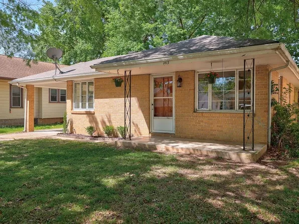 1413 Hackney St, Winfield, KS 67156