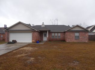 2304 Broadmoor Dr, Gautier, MS 39553