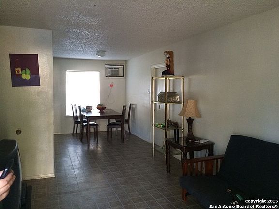 5th image of 8315 Creek Bend Dr