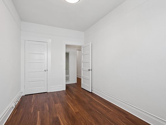 5th image of 19 Harriet St Unit B