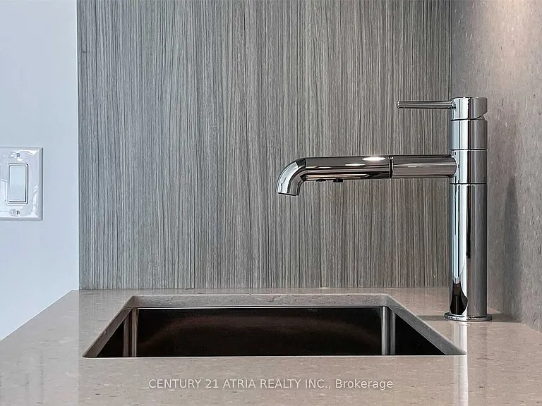 575 Bloor St E #3211 — Photo 26