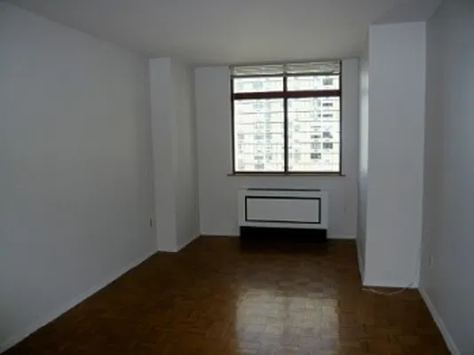 Rented by MNS | media 23