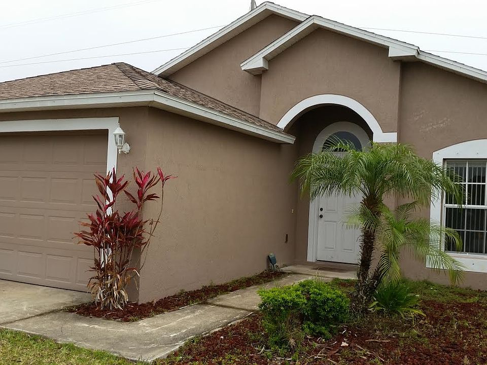2nd image of 140 Golden Eye Dr APT C