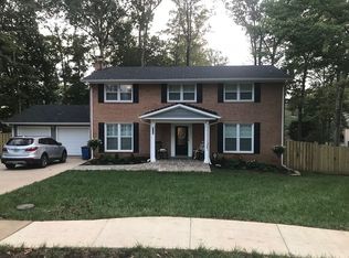 310 Edwin Ln NE, Vienna, VA 22180