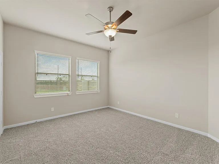 7026 Coneflower Creek Ct — Photo 12