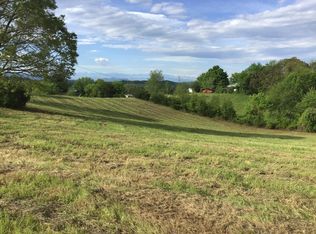 4 Pates Hill Rd, Mosheim, TN 37818