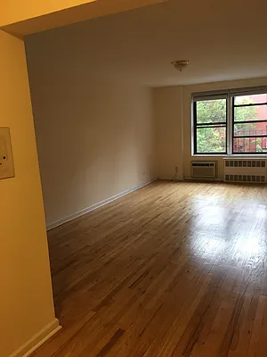 Rented by Knickerbocker Village NY Inc. | media 12