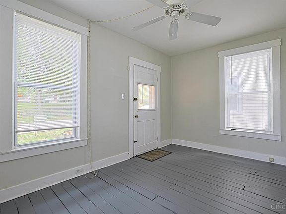 4th image of 558 Missouri Ave