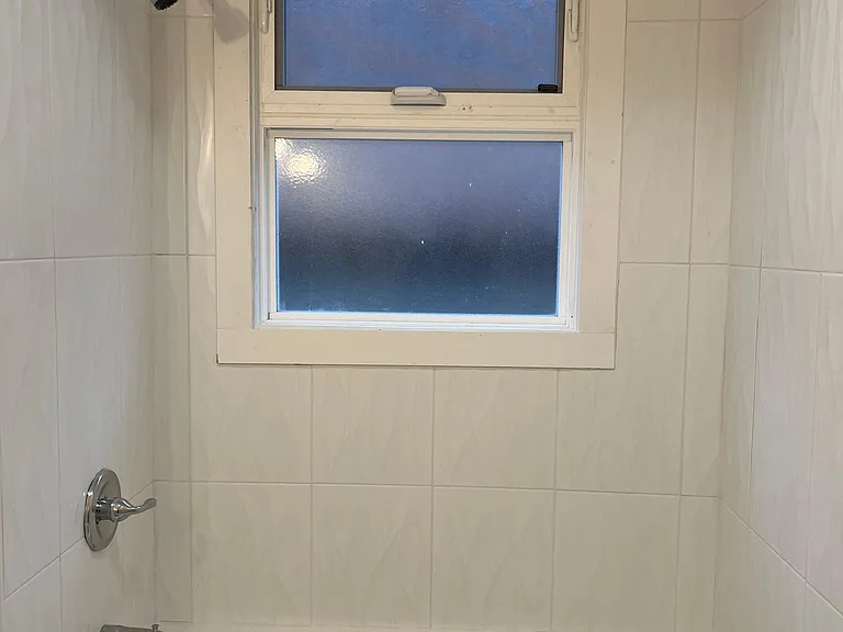 391 Forest Ave #2 — Photo 12
