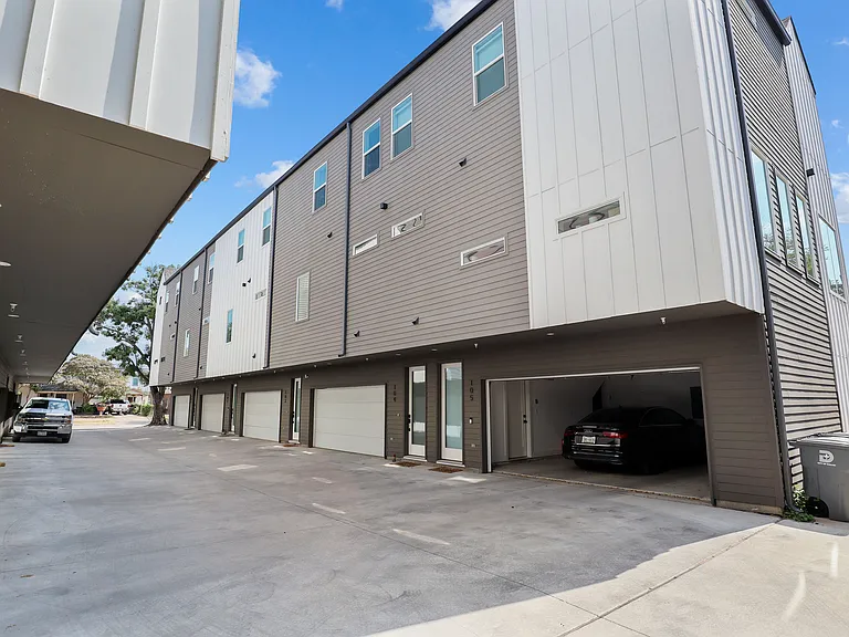 2139 Mail Ave #102 — Photo 30