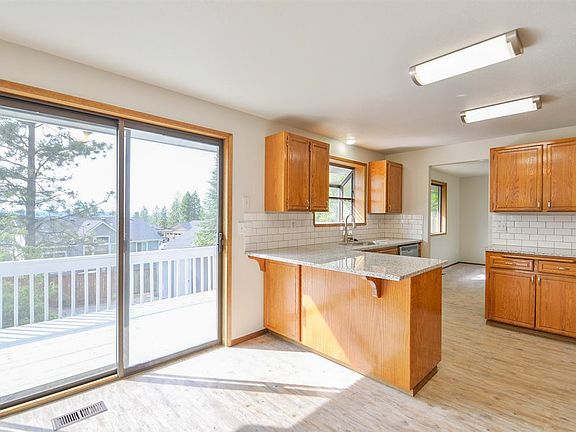 4th image of 9409 N Wieber Dr