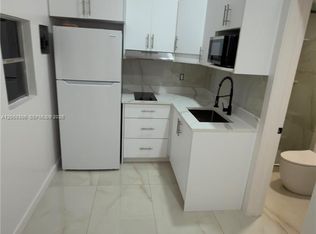 1150 SW 9th Ave #1, Deerfield Beach, FL 33441