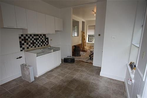 1st image of 1639 N Paulina St #Garden