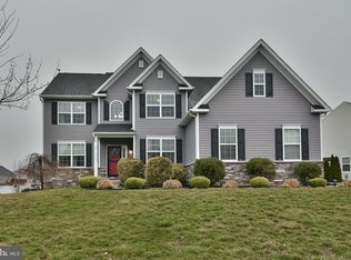 2290 Sterling Dr, Gilbertsville, PA 19525
