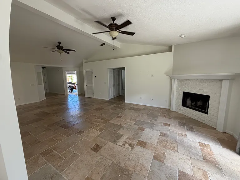 1110 Tolkien Ln — Photo 13