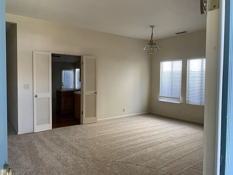 9025 Bramblewood Way — Photo 2
