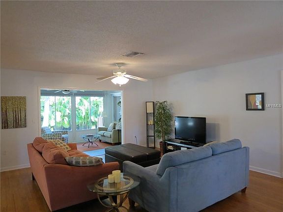 4th image of 3828 Gatewood Dr