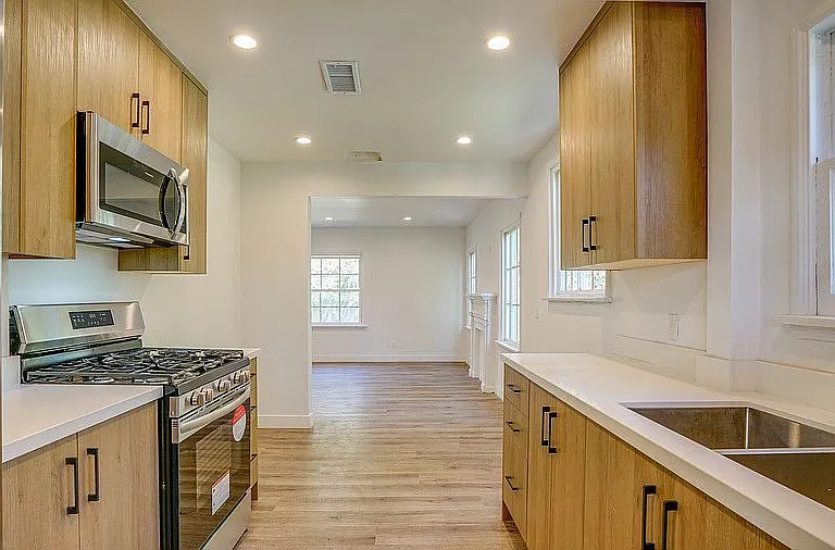 6114 W Saturn St #6114 — Photo 4