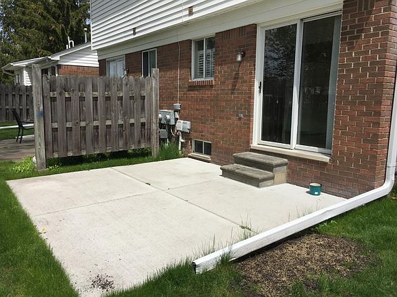 2nd image of 28066 Maple Forest Blvd W