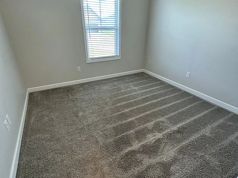 410 Thornbird Loop — Photo 18