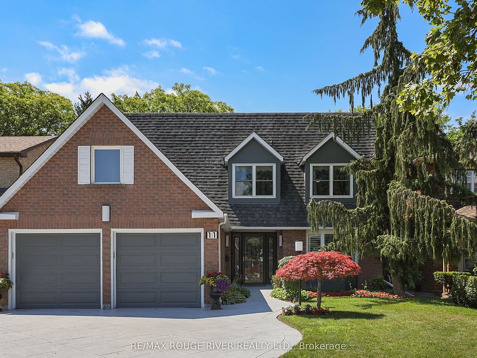 1st image of 11 Canmore Blvd