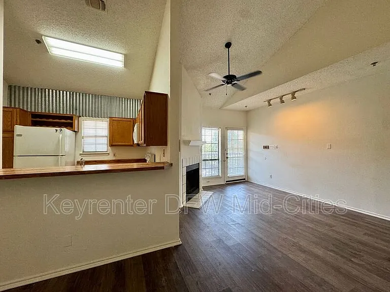 4800 W Lovers Ln #224 — Photo 16