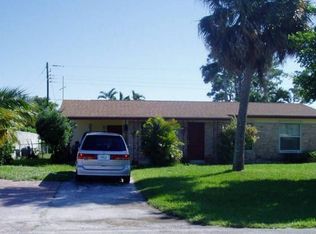 650 Harth Dr, West Palm Beach, FL 33415