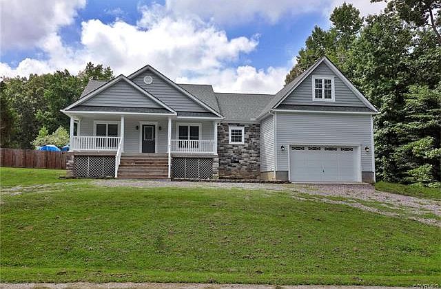 1st image of 400 Coralberry Dr