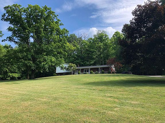 4th image of 51 S Ballard Ln