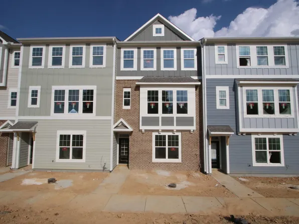 2909 Richardson Rd, Apex, NC 27502