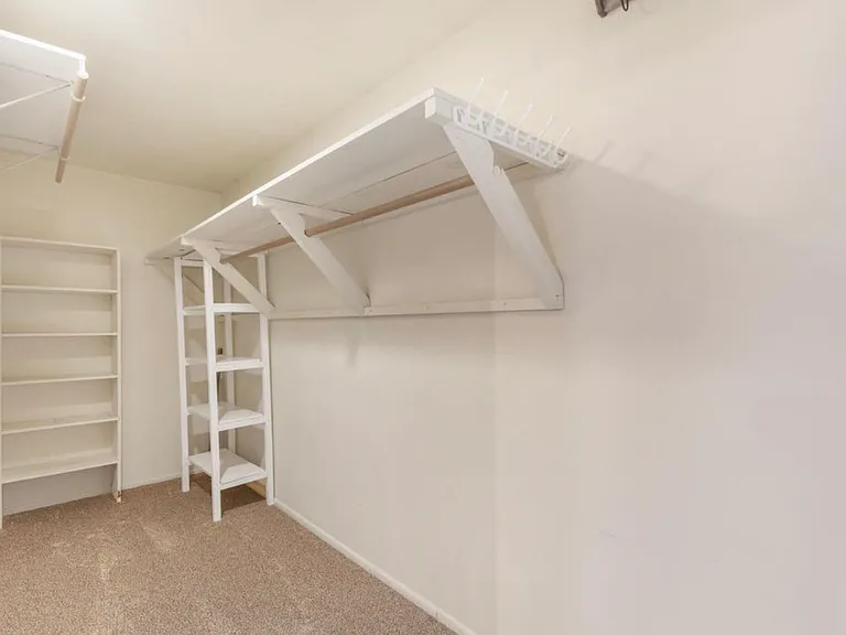 3112 Riviera Pl NE — Photo 8