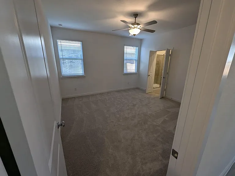 1842 White Ash Way — Photo 6