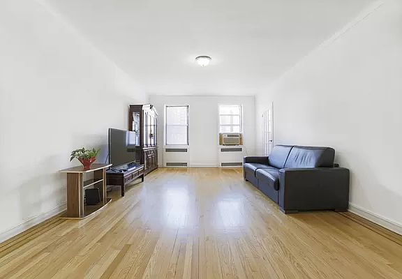 5th image of 69-10 Yellowstone Blvd #404