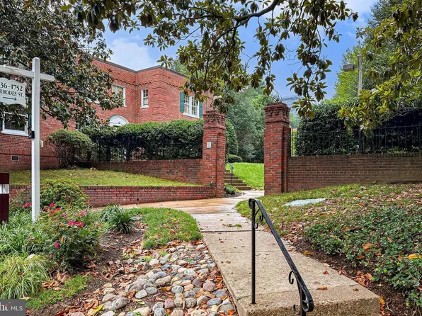 1752 N Rhodes St APT 325, Arlington, VA 22201
