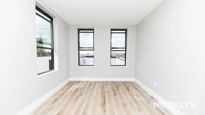 Rented by Nooklyn NYC LLC | media 4