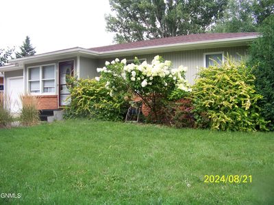 519 Riverside Park Rd, Bismarck, ND, 58504