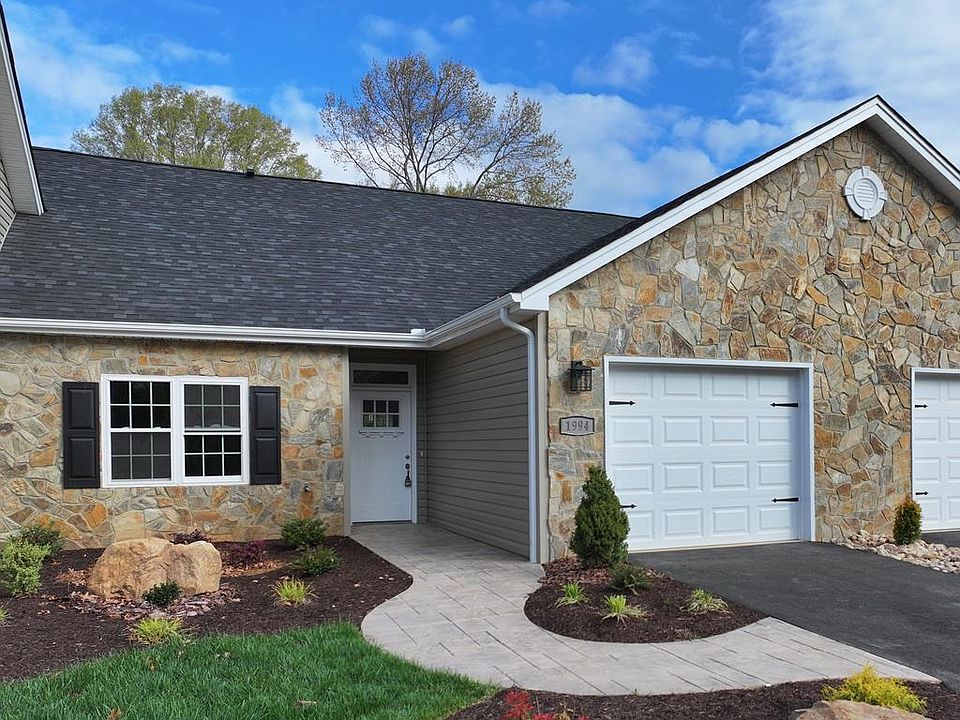 1994 Blair Loop Rd, Danville, VA 24541 | Zillow