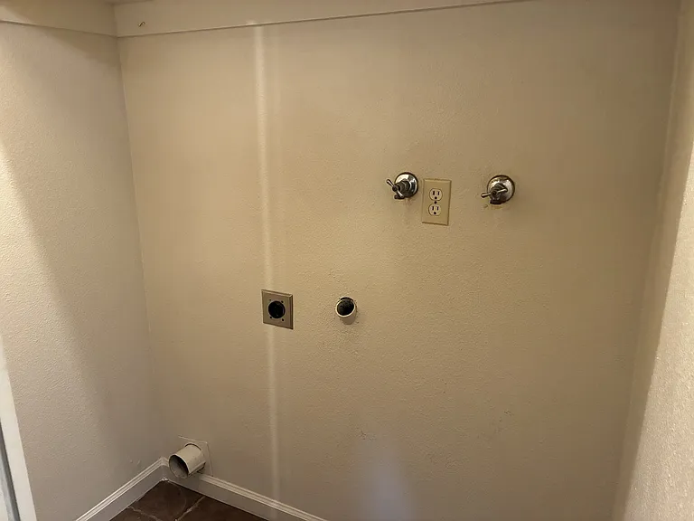 534 Sunrise Ave #C-1 — Photo 12