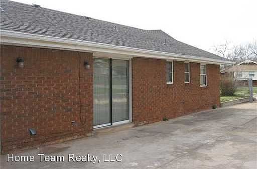 2nd image of 861 Englewood Rd