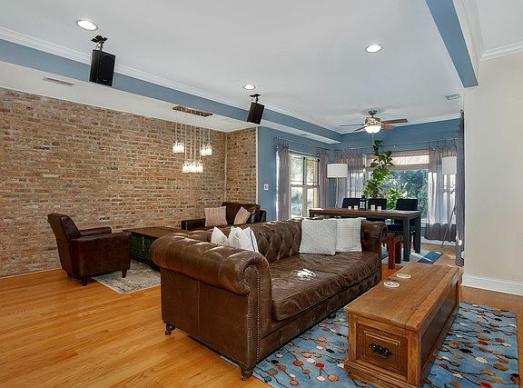 5th image of 4457 N Magnolia Ave APT 1