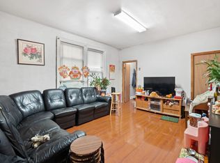 1125 43rd St, Brooklyn, NY 11219