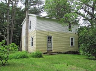 127 Skyline Trl, Chester, MA 01011