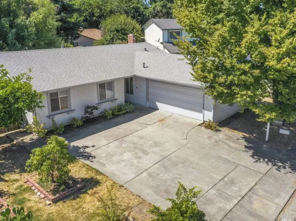 715 Berkshire Court, Dixon, CA 95620