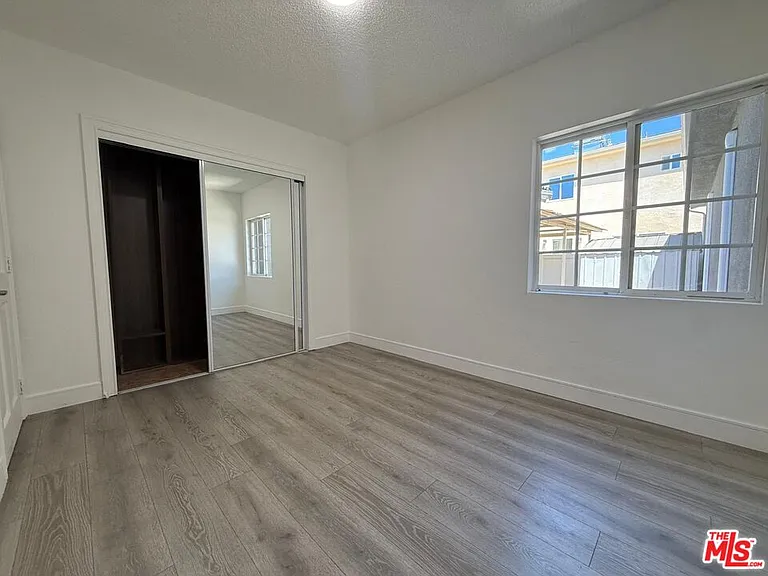 6742 Radford Ave — Photo 14