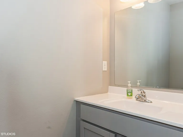 Rollins Pass Condominiums — Photo 9
