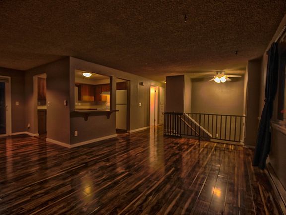 4th image of 15317 E Broadway Ave