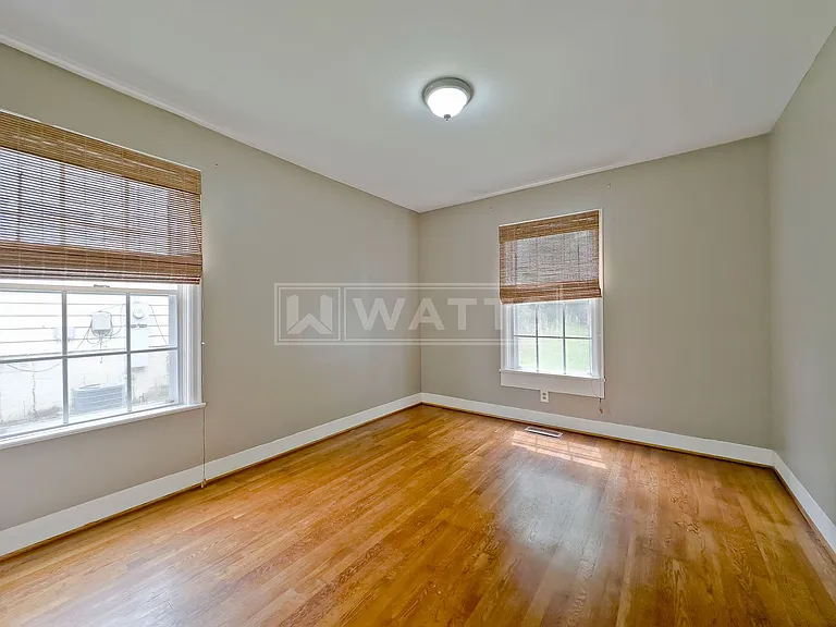 712 47th Way S — Photo 16
