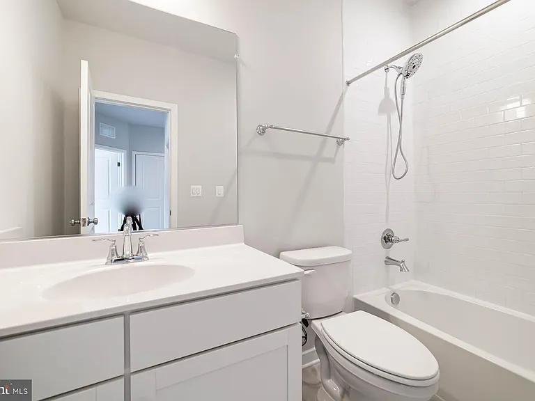 6227 Almerico Pl — Photo 45