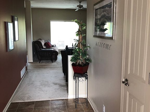 4th image of 4710 N 166th St