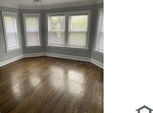 8509 S Crandon Ave #3, Chicago, IL
